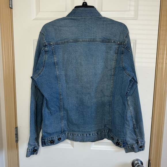 🔴2/$10🔴 Men’s Japan UNIQLO denim jacket - Picture 4 of 7